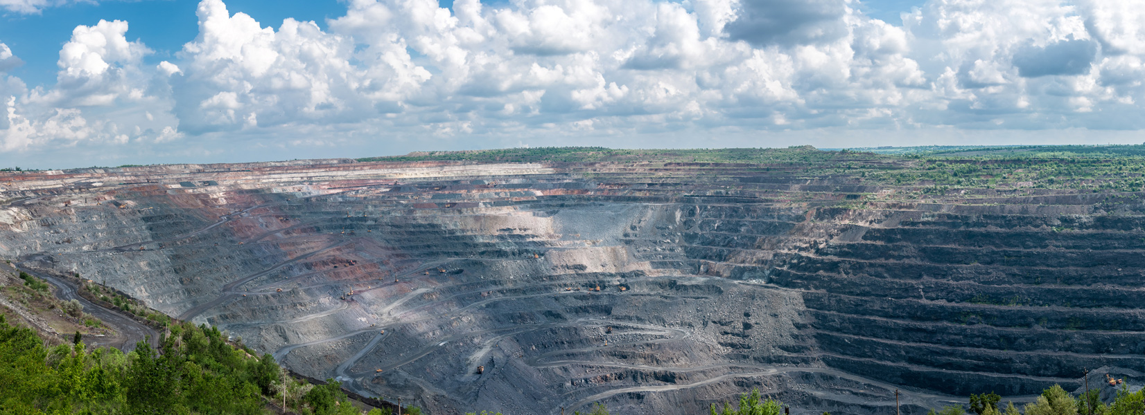 Large mining facility representing the metals & minerals industry served by Ferguson Industrial.