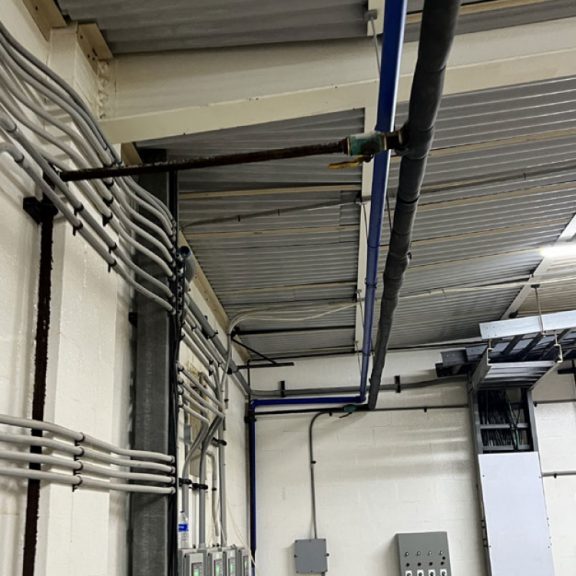 Ferguson Industrial replaced black steel pipes with Asahi Air-Pro® PE100 Compressed Air Piping System.