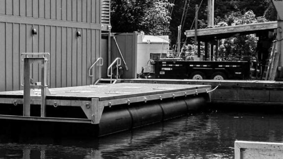 HDPE Barge for Lake Oswego Corporation